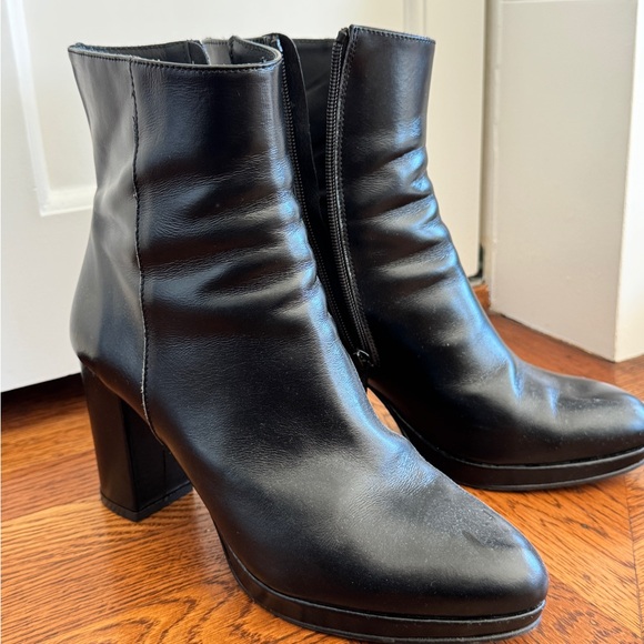 Classic black leather platform boots from Spain. Bimani -- Size 40. - Picture 4 of 5